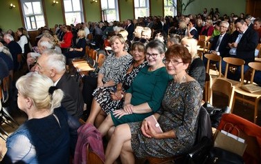Jubileusz 75-lecia Liceum Og&oacute;lnokształcącego im. A. Mickiewicza w G&oacute;rze i XII Zjazd Absolwent&oacute;w 27