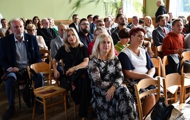 Jubileusz 75-lecia Liceum Og&oacute;lnokształcącego im. A. Mickiewicza w G&oacute;rze i XII Zjazd Absolwent&oacute;w 33