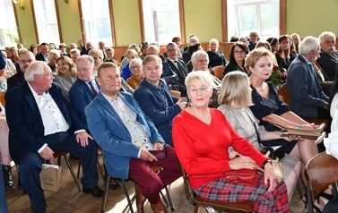 Jubileusz 75-lecia Liceum Og&oacute;lnokształcącego im. A. Mickiewicza w G&oacute;rze i XII Zjazd Absolwent&oacute;w 34