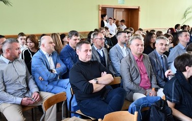 Jubileusz 75-lecia Liceum Og&oacute;lnokształcącego im. A. Mickiewicza w G&oacute;rze i XII Zjazd Absolwent&oacute;w 40