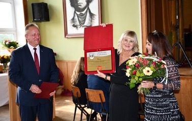 Jubileusz 75-lecia Liceum Og&oacute;lnokształcącego im. A. Mickiewicza w G&oacute;rze i XII Zjazd Absolwent&oacute;w 46