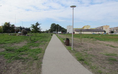 Zagospodarowanie przestrzeni publicznej przy Al. Jagiellon&oacute;w w m. G&oacute;ra 2