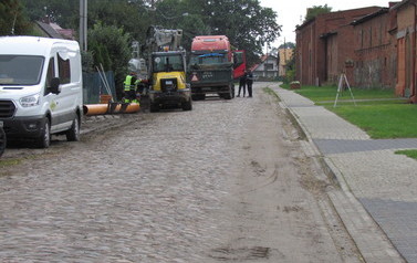 Zabudowa rowu gminnego i wykonanie zjazd&oacute;w na posesje w m. Zawieśącice 1