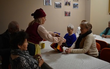 Seniorzy świętowali Andrzejki 13