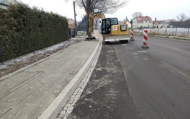 Przebudowa chodnika G&oacute;ra - Stara G&oacute;ra w pasie drogi wojew&oacute;dzkiej nr 323 &ndash; odcinek  od km 23+850 do km 24+120 (skrzyżowanie w Starej G&oacute;rze) 5