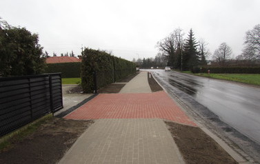 Przebudowa chodnika G&oacute;ra - Stara G&oacute;ra w pasie drogi wojew&oacute;dzkiej nr 323  3