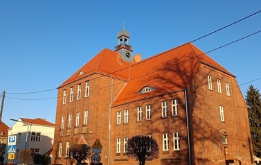 Termomodernizacja budynku Szkoły Podstawowej nr 3 przy ul. Poznańskiej w m. G&oacute;ra 2