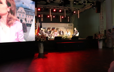 strona 3