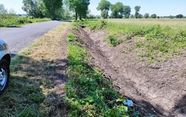 Wymiana nawierzchni drogi i budowa chodnika w m. Chr&oacute;ścina 1