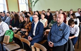 Jubileusz 75-lecia Liceum Og&oacute;lnokształcącego im. A. Mickiewicza w G&oacute;rze i XII Zjazd Absolwent&oacute;w 30