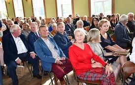 Jubileusz 75-lecia Liceum Og&oacute;lnokształcącego im. A. Mickiewicza w G&oacute;rze i XII Zjazd Absolwent&oacute;w 34