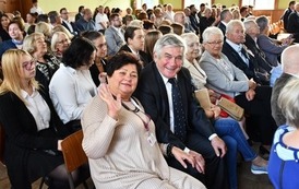 Jubileusz 75-lecia Liceum Og&oacute;lnokształcącego im. A. Mickiewicza w G&oacute;rze i XII Zjazd Absolwent&oacute;w 42