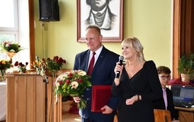 Jubileusz 75-lecia Liceum Og&oacute;lnokształcącego im. A. Mickiewicza w G&oacute;rze i XII Zjazd Absolwent&oacute;w 47