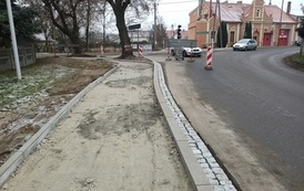 Przebudowa chodnika G&oacute;ra - Stara G&oacute;ra w pasie drogi wojew&oacute;dzkiej nr 323 &ndash; odcinek  od km 23+850 do km 24+120 (skrzyżowanie w Starej G&oacute;rze) 2
