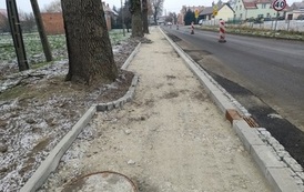 Przebudowa chodnika G&oacute;ra - Stara G&oacute;ra w pasie drogi wojew&oacute;dzkiej nr 323 &ndash; odcinek  od km 23+850 do km 24+120 (skrzyżowanie w Starej G&oacute;rze) 3