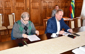 Posiedzenia Komisji stałych Rady Miejskiej G&oacute;ry 9