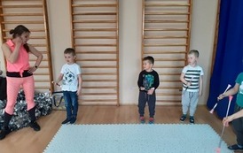 1 (13)