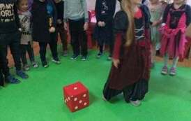 1 (17)