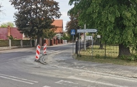 Wymiana nawierzchni drogi i chodnik&oacute;w ul. Mickiewicza w m. G&oacute;ra &ndash; etap I 3