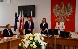 Konkursy na stanowiska dyrektor&oacute;w szk&oacute;ł i przedszkola 2