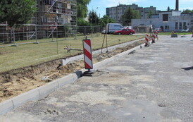 Wymiana nawierzchni drogi i chodnik&oacute;w ul. Piast&oacute;w w m. G&oacute;ra 6