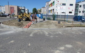 Wymiana nawierzchni drogi i chodnik&oacute;w ul. Piast&oacute;w w m. G&oacute;ra 7