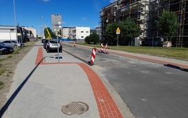 Wymiana nawierzchni drogi i chodnik&oacute;w ul. Piast&oacute;w w m. G&oacute;ra oraz Poprawa stanu nawierzchni jezdni i chodnik&oacute;w ul. J. Korczaka w m. G&oacute;ra 3