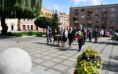 Zdjęcie do Uczczenie ofiar II wojny światowej