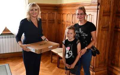 Zdjęcie do Przekazanie sprzętu w ramach konkursu Granty PPGR