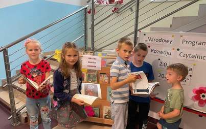 Zdjęcie do Przedszkole Publiczne nr 1 im. Marii Konopnickiej w G&oacute;rze zakończyło realizację "Narodowego Programu Rozwoju Czytelnictwa 2.0. na lata 2021-2025".