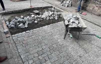 Zdjęcie do Wymiana nawierzchni jezdni ul. Wolności w m. G&oacute;ra
