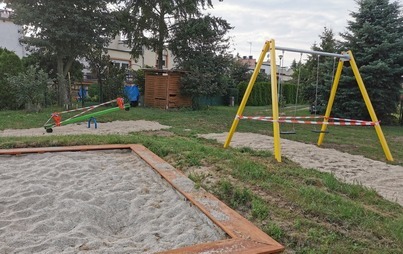Zdjęcie do Montaż urządzeń zabawowych na placu zabaw przy ul. Przylesie