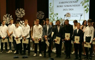 Zdjęcie do SP 1: POŻEGNANIE ABSOLWENT&Oacute;W