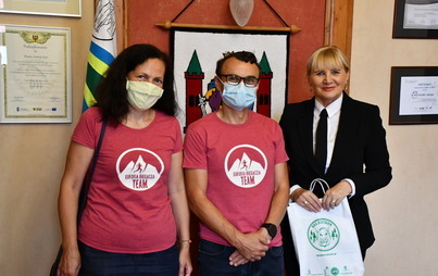 Zdjęcie do Burmistrz G&oacute;ry spotkała się z organizatorami "Biegu Dziczkiem"