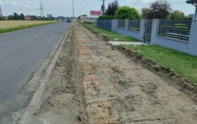Zdjęcie do Przebudowa chodnika G&oacute;ra - Stara G&oacute;ra w pasie drogi wojew&oacute;dzkiej nr 323 &ndash; odcinek od ul. Jodłowej do km 23+850