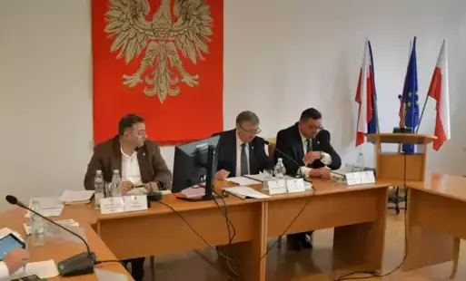 Zdjęcie do XIV sesja Rady Miejskiej G&oacute;ry