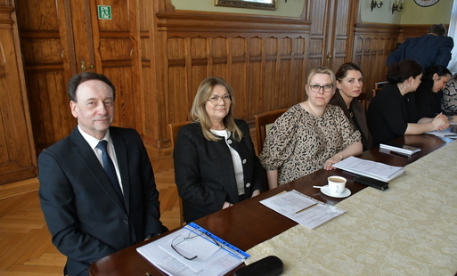 Zdjęcie do Spotkanie z kierownikami jednostek organizacyjnych Gminy G&oacute;ra