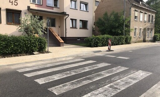 Zdjęcie do Wymiana nawierzchni chodnik&oacute;w przy ul. Głogowskiej w m. G&oacute;ra