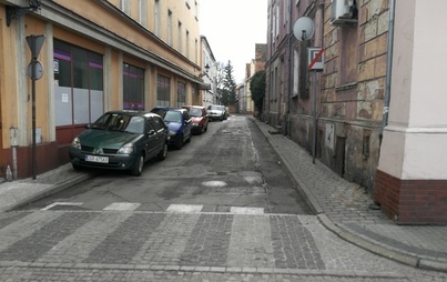 Zdjęcie do Wymiana nawierzchni jezdni i chodnik&oacute;w ul. Mała i ul. Dąbrowskiego w m. G&oacute;ra