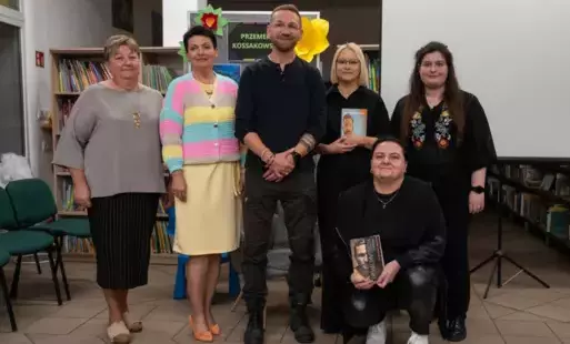 Zdjęcie do Spotkanie z Przemkiem Kossakowskim na zakończenie Tygodnia Bibliotek