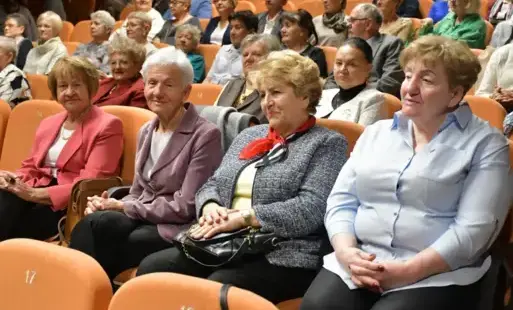 Zdjęcie do XIX Inauguracja Roku Akademickiego G&oacute;rowskiego Uniwersytetu Trzeciego Wieku
