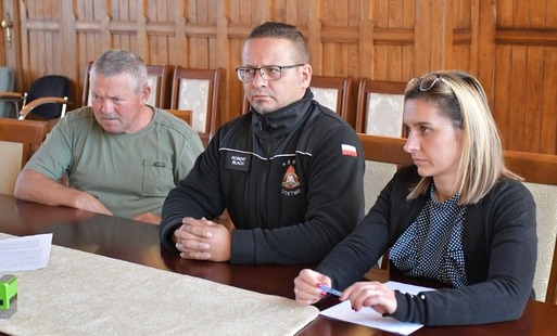 Zdjęcie do Podpisanie umowy dotacji z OSP Osetno