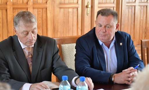 Zdjęcie do Spotkanie dotyczące bezpieczeństwa w jednostkach oświatowych